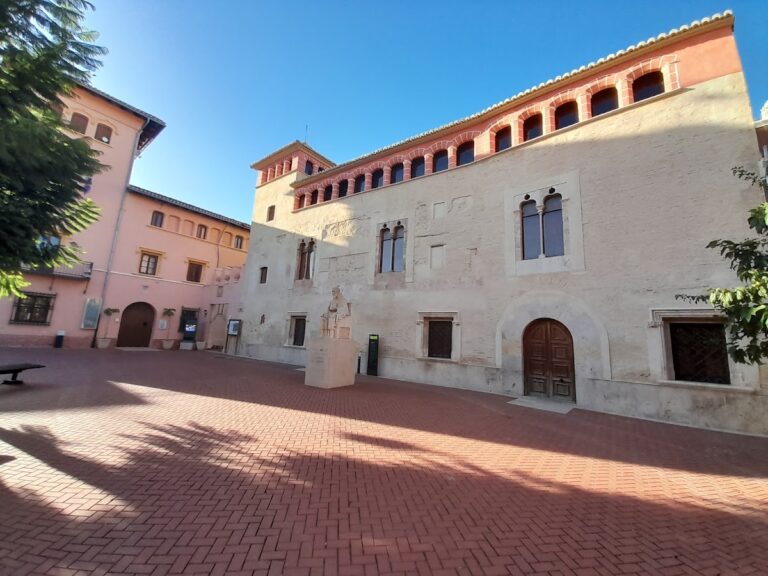 Castell dels Cruïlles: A Fourteenth-Century Seigneurial Palace in Spain