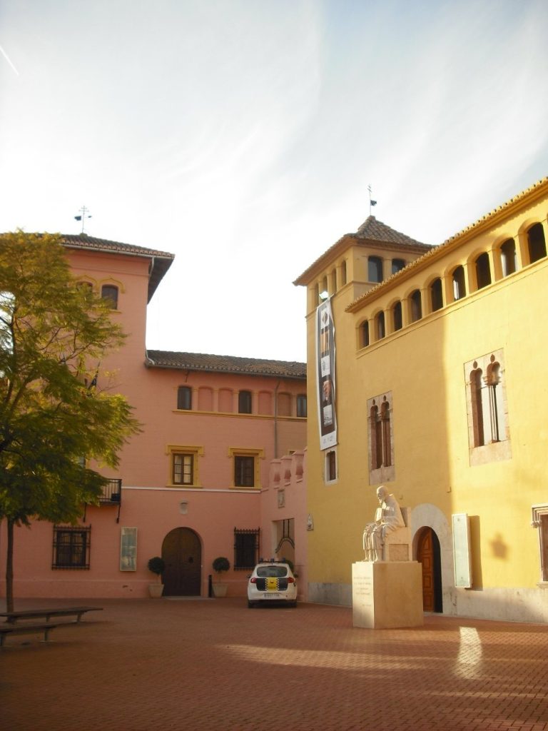 Castell dels Cruïlles: A Fourteenth-Century Seigneurial Palace in Spain 1 Castell dels Cruïlles