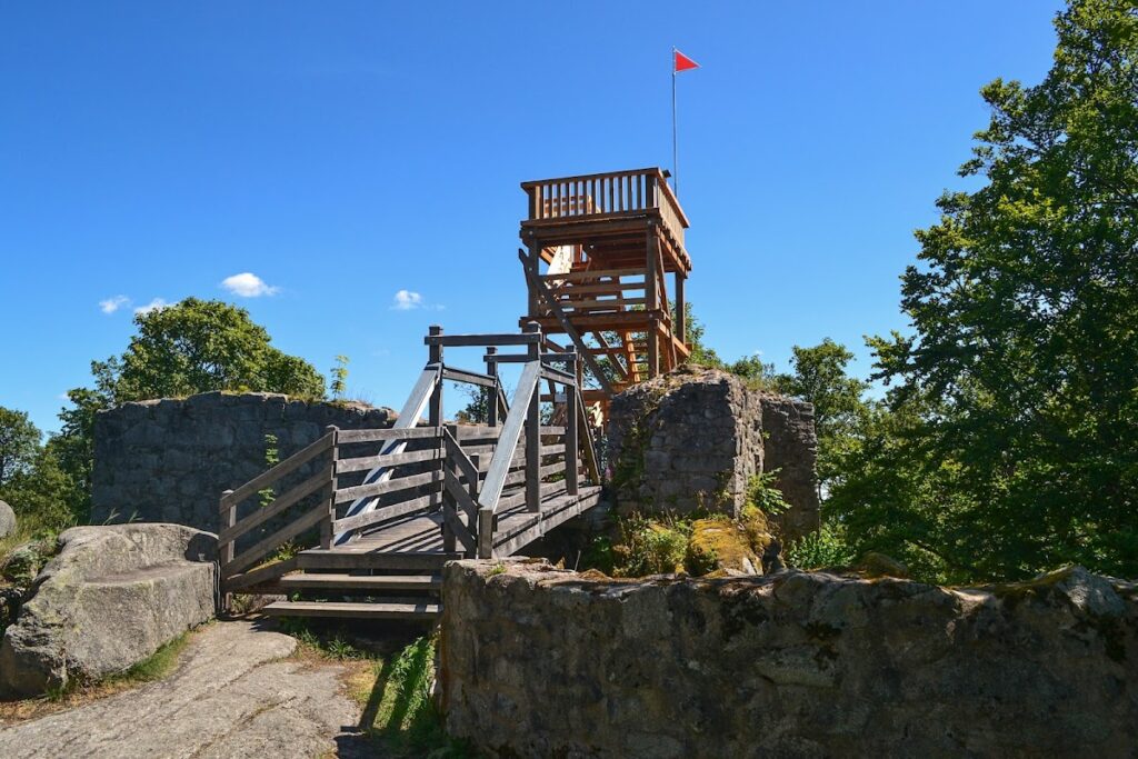 Burgruine Schellenberg: A Late-Medieval Noble Castle in Germany 3 Burgruine Schellenberg