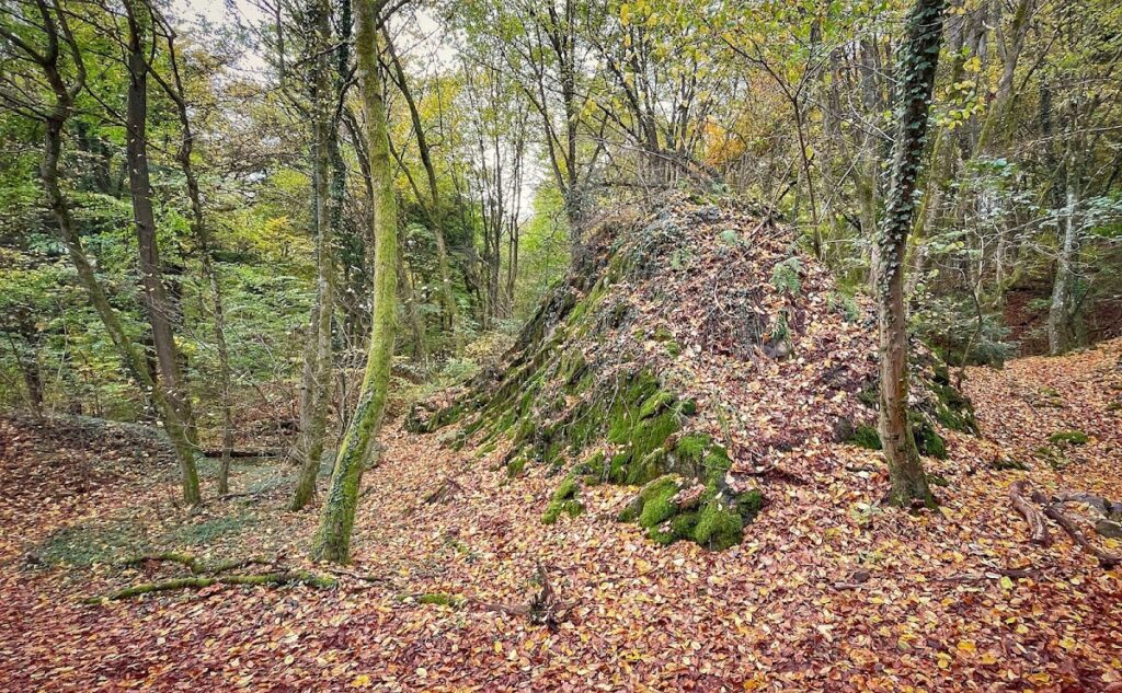 Burgruine Beilstein: A Medieval Hilltop Castle Ruin in Germany 2 Burgruine Beilstein