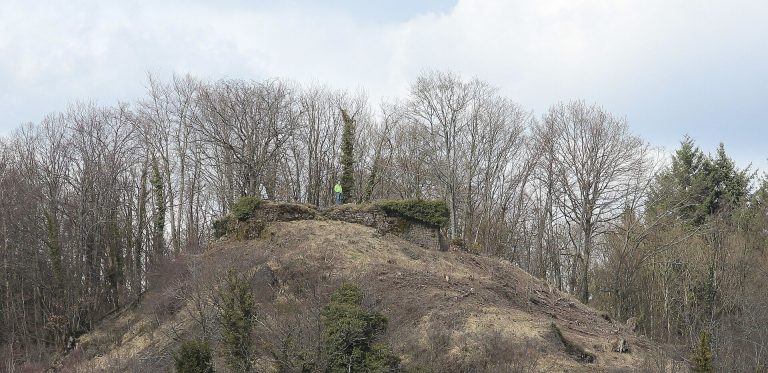 Burgruine Beilstein: A Medieval Hilltop Castle Ruin in Germany