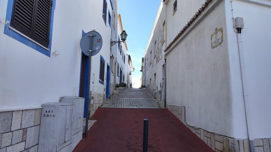 Castelo de Albufeira: Medieval Fortress and Muslim Citadel in Portugal 2 Castelo de Albufeira
