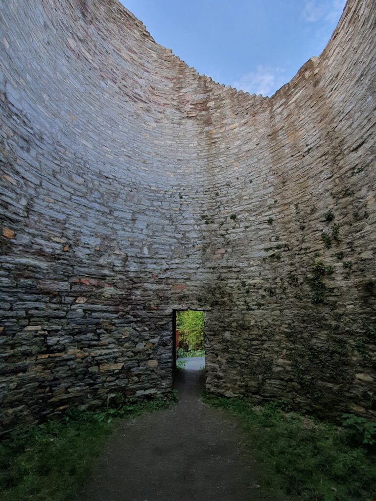 Nordeck Castle: A Medieval Administrative Fortress in Germany 3 Ruined castle Nordeck