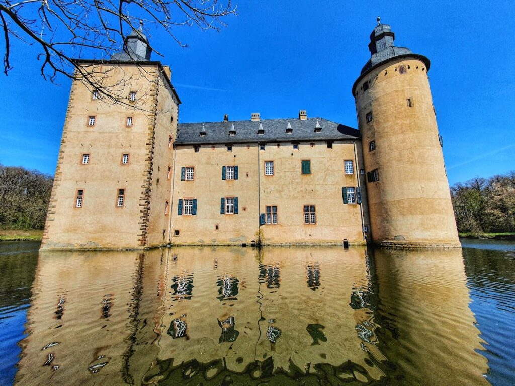 Burg Veynau: A Medieval Moated Castle in Germany 1 Burg Veynau