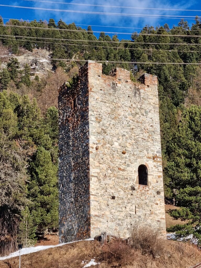 Spaniola Castle: A Medieval Defensive Tower above Pontresina, Switzerland 2 Spaniola Castle