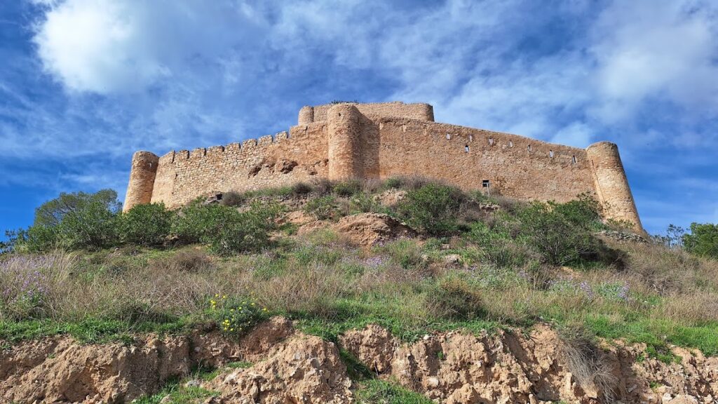 Castillo de Jalance: A Muslim Frontier Fortress in Valencia, Spain 2 Castillo de Jalance