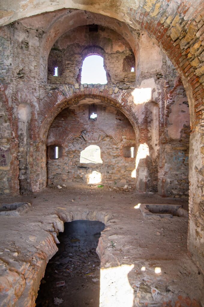 Torre Quezzi: A Circular Military Support Work in Genoa 4 Torre Quezzi