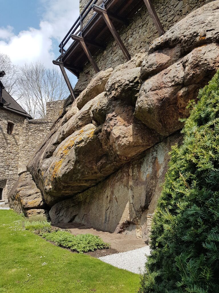 Burgruine Lobenstein: A Medieval Hilltop Castle in Austria 2 Burgruine Lobenstein