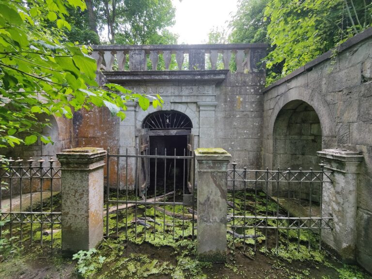 Burg Langeleben: A Moated Castle and Ducal Hunting Estate in Germany