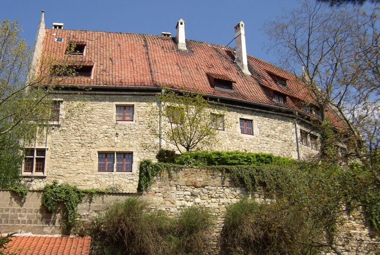 Burg Hornburg: A Border Castle of the Bishopric of Halberstadt