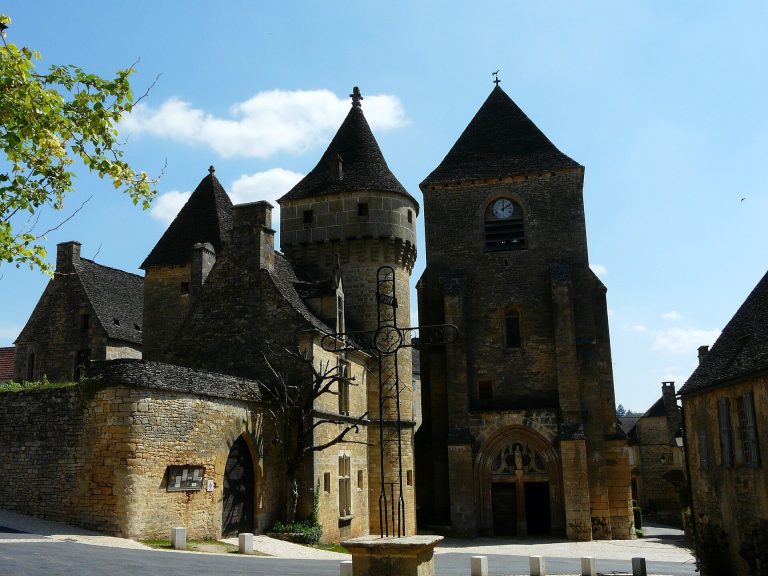 Château de Saint-Geniès: A Historic Château in France
