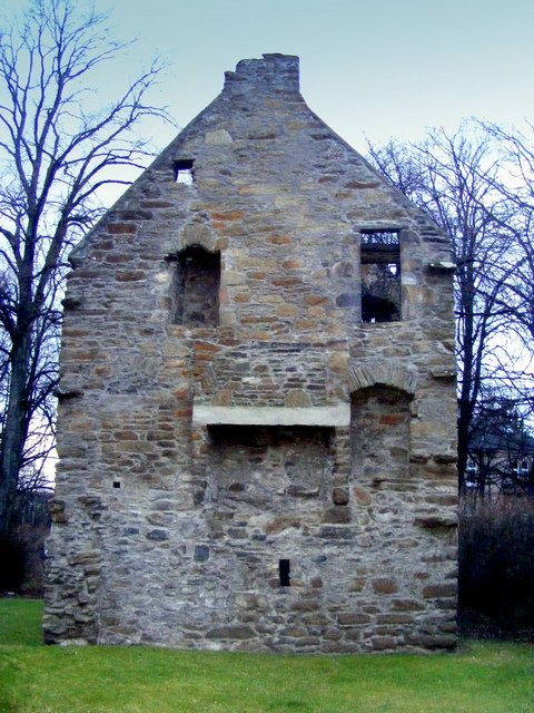 Milton Tower: A Fifteenth-Century Defensive Residence in Scotland