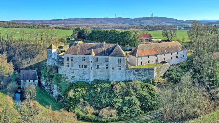 Château de la Roche, Doubs: A Historic Castle and Agricultural Estate