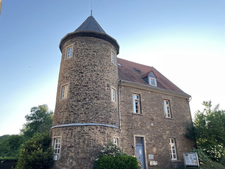 Haus Heck: A Historic Knightly Seat in Essen