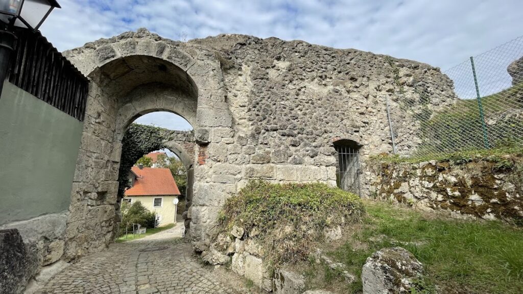 Burg Laaber: A Medieval Hill Castle in Germany 4 Burg Laaber