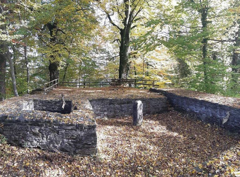 Bottenstein Castle Ruins: A Medieval Spur Castle in Switzerland