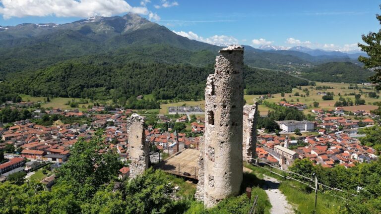 Castello Mirabello: A Roman-Origin Fortress and Feudal Castle in Italy
