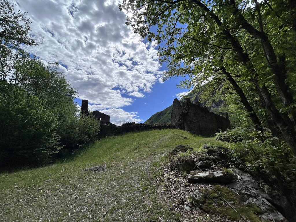 Norantola Castle: A Medieval Hill Castle in Switzerland 2 Norantola Castle