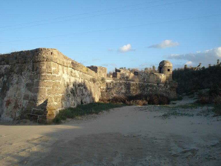 Fuerte de San Salvador: A Seventeenth-Century Coastal Fort in Spain