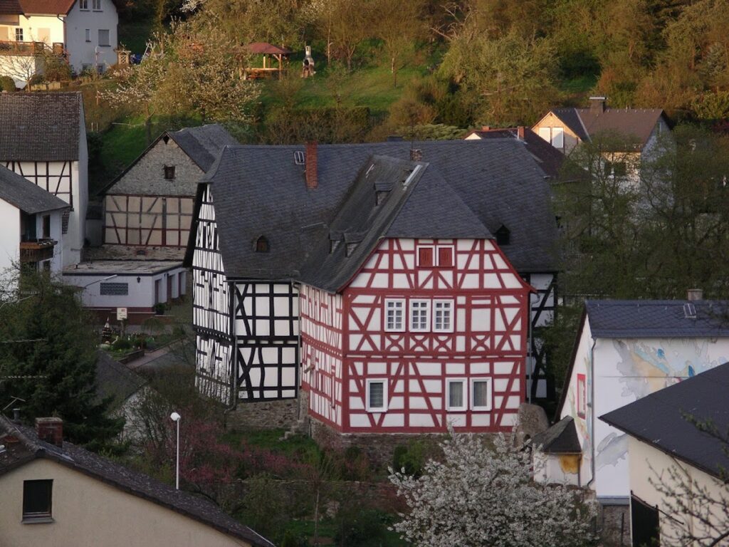 Burg Elkerhausen