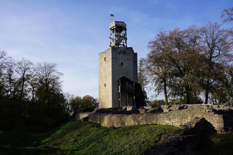 Lichtenberg Castle: A Medieval Welf Fortress in Germany