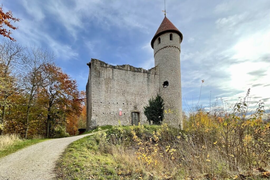 Burg Haineck: A Medieval Border Castle in Germany 1 Burg Haineck