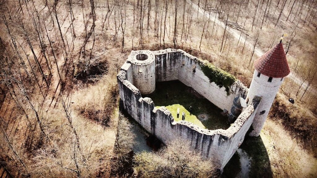 Burg Haineck: A Medieval Border Castle in Germany 3 Burg Haineck