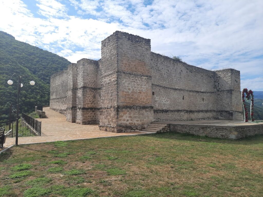 Khuchni Fortress: A Medieval Stronghold in Dagestan 2 Khuchni Fortress