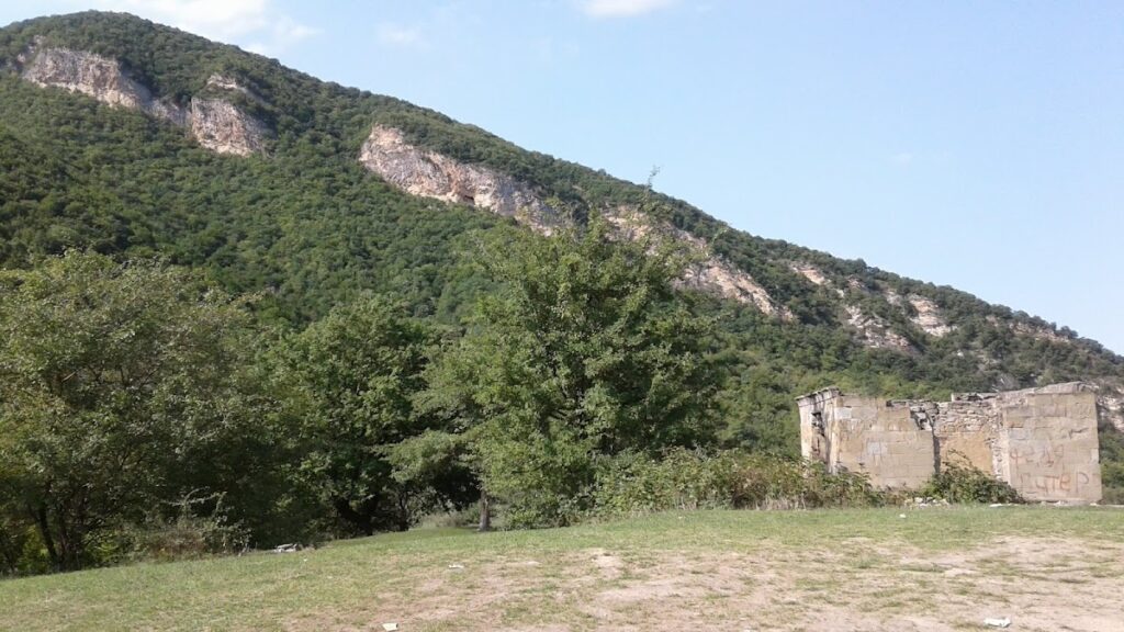 Khuchni Fortress: A Medieval Stronghold in Dagestan 4 Khuchni Fortress