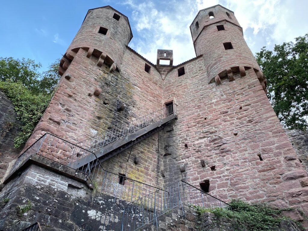 Burg Schadeck: A Medieval Hillside Castle in Germany 3 Burg Schadeck