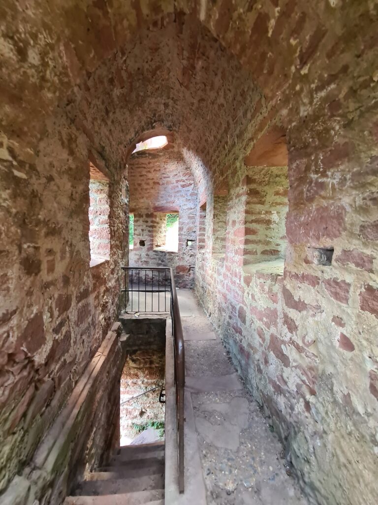 Burg Schadeck: A Medieval Hillside Castle in Germany 4 Burg Schadeck