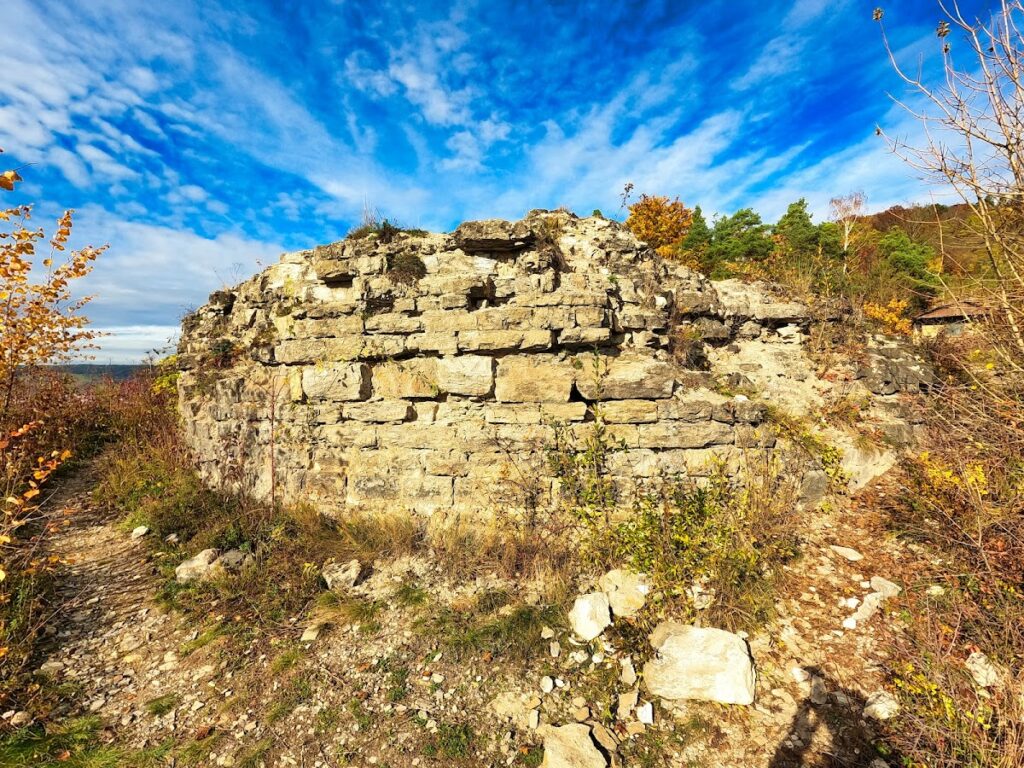 Ruin Ravensburg: A Staufer-Period Castle in Germany 2 Ruin Ravensburg