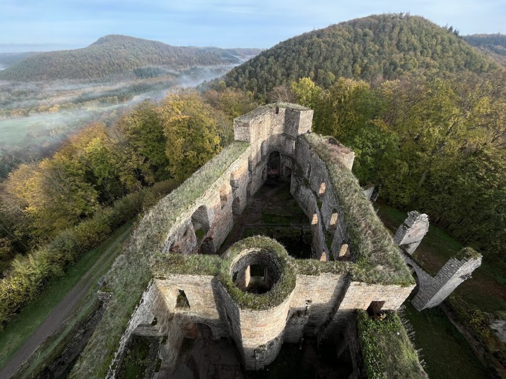 Gräfenstein Castle: A Hohenstaufen-Period Rock Castle in Germany 4 Gräfenstein Castle