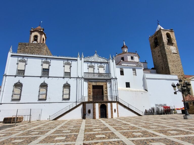 Castillo de Fregenal de la Sierra: A Templar Fortress and Civic Complex in Spain