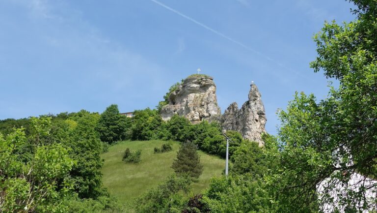 Burgruine Flügelsberg: Ancestral Castle of the Schenken of Flügelsberg