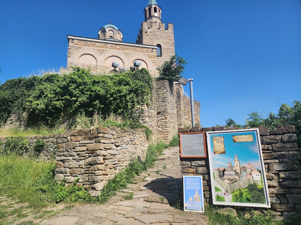 Tsarevets: The Principal Fortress of the Second Bulgarian Empire 3 Tsarevets
