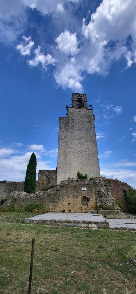Château de Chamaret: A Medieval Feudal Fortress in France 2 Château de Chamaret