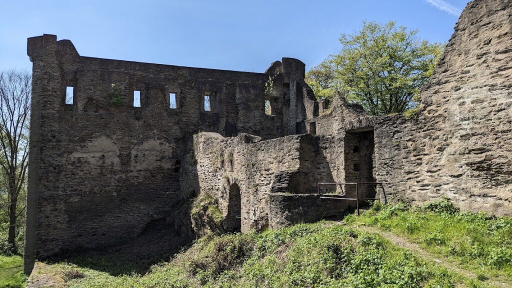 Sporkenburg: A Late-Medieval Hilltop Castle Ruin in Germany 3 Sporkenburg