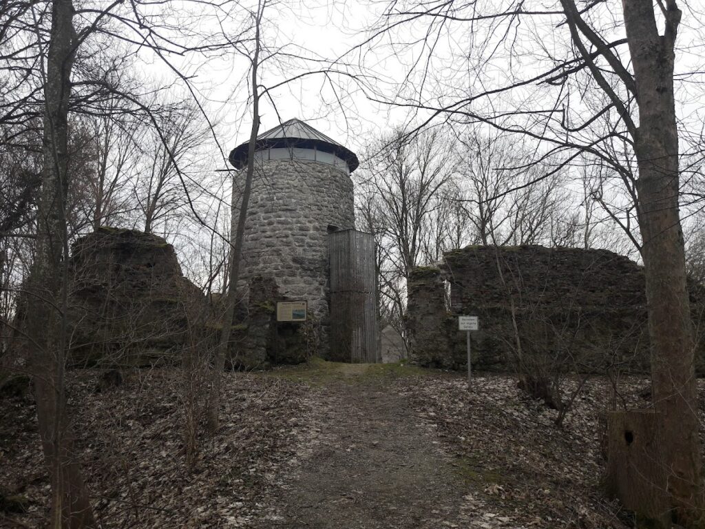 Burgruine Haltenberg