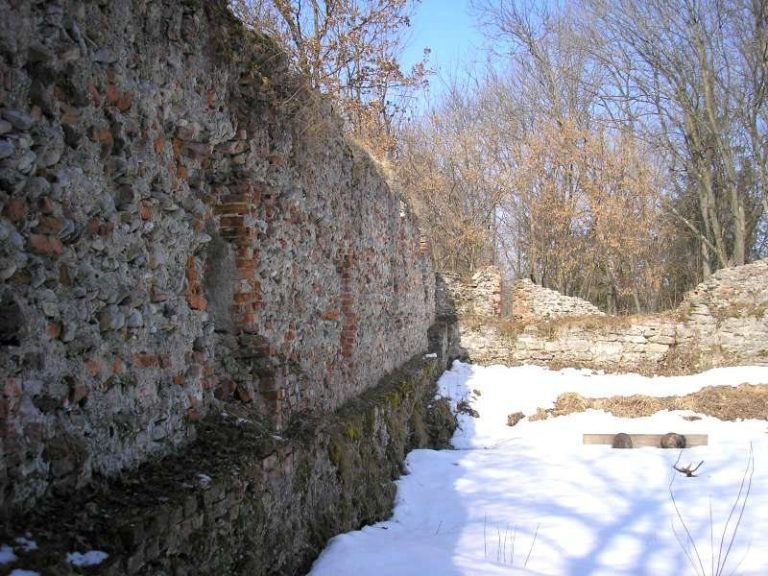 Burgruine Haltenberg: A Medieval Castle Ruin in Bavaria