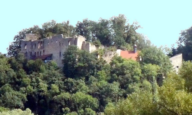 Hilgartsberg Castle Ruins: A Medieval Hilltop Castle in Germany