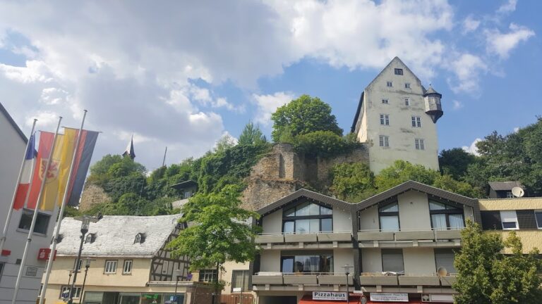 Burg Katzenelnbogen: A Medieval Spur Castle in Germany
