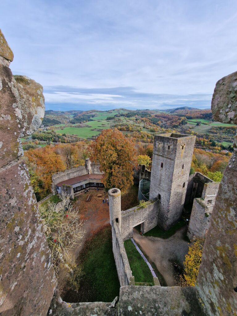 Kasselburg: A Medieval Hill Castle in Germany 2 Kasselburg