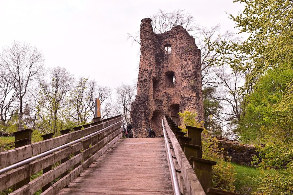 Dagstuhl Castle: A Medieval Hilltop Fortress in Germany 4 Dagstuhl Castle