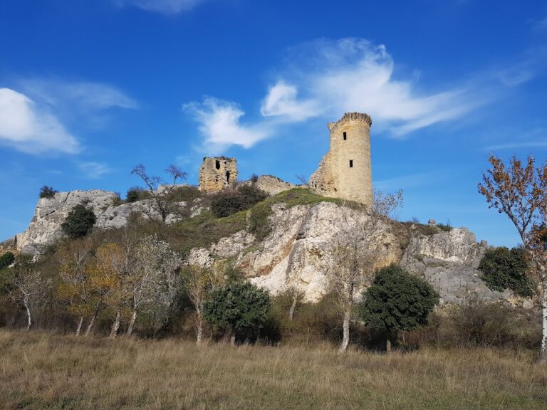 Château de l’Hers: A Medieval Fortress at Châteauneuf-du-Pape