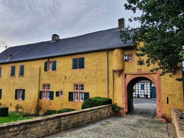Burg Irnich: A Moated Castle in Germany