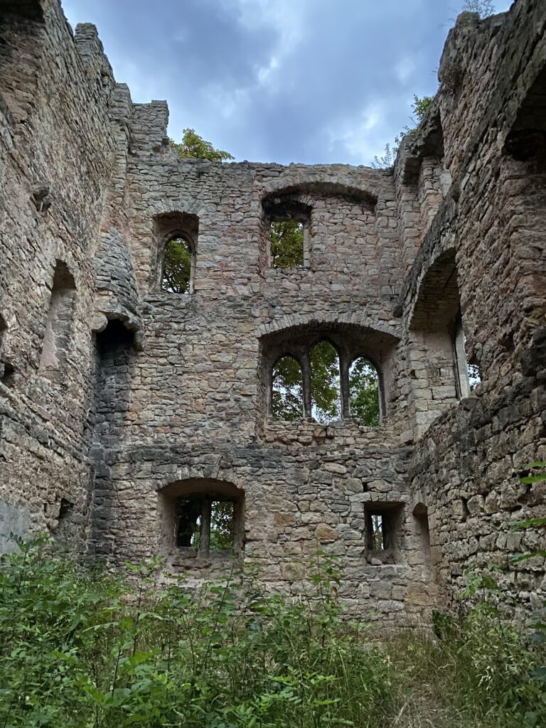 Obere Sachsenburg: A Medieval Spur Castle Ruin in Germany 2 Obere Sachsenburg