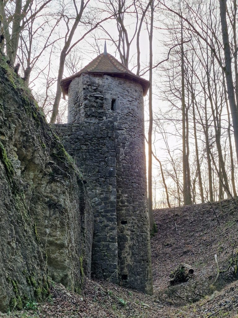 Osterburg Castle Ruin: A Medieval Administrative Hill Castle in Germany