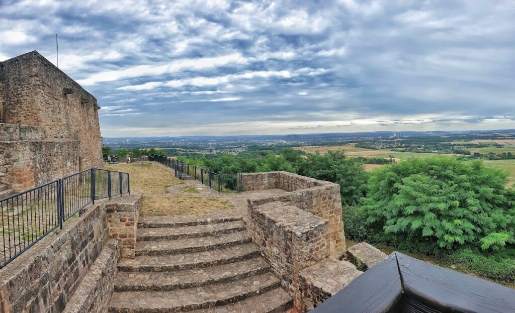 Teufelsburg: A Territorial Castle Ruin in Saarland 3 Teufelsburg