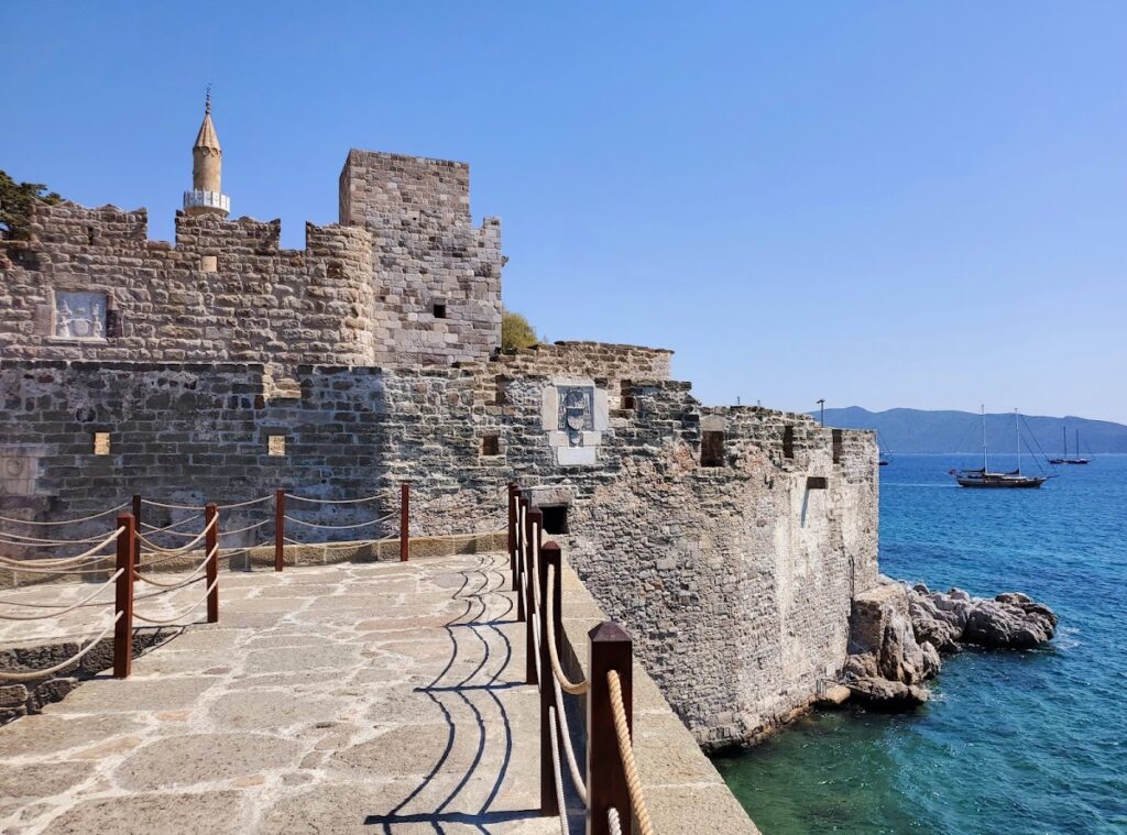 Bodrum Castle: Hospitaller Fortress and Museum of Underwater Archaeology 4 Bodrum Castle